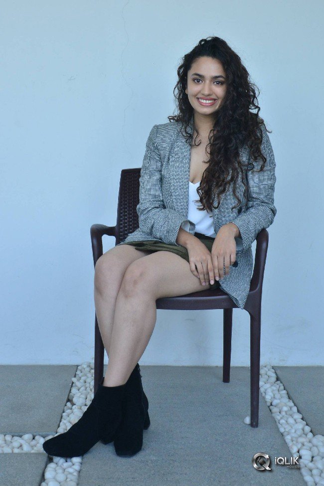 Malavika-Nair-New-Stills